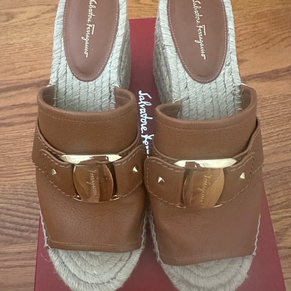 Salvatore Ferragamo Kamora wedge espadrilles - Picture 1 of 6